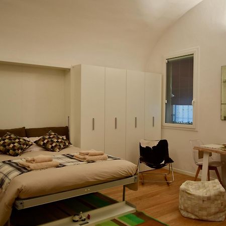Casa Paradiso - Design Home In Bologna Center Buitenkant foto